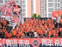 乐鱼体育 官方平台-球队赛季首秀失利，队内紧急开会商讨对策