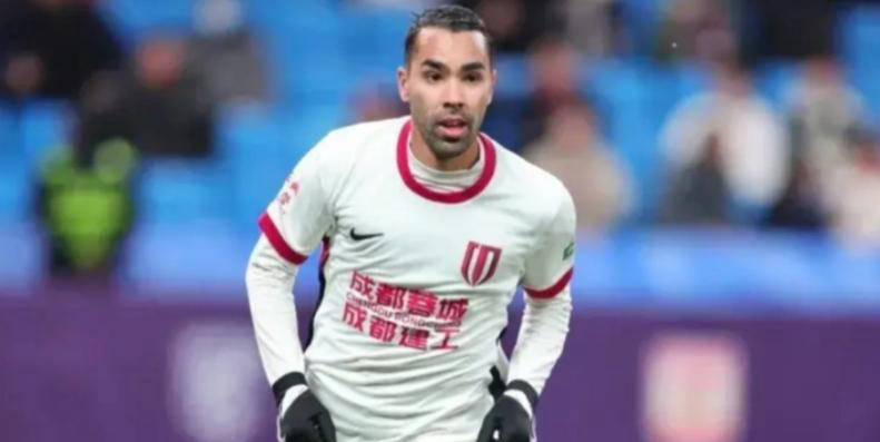2-2！武汉三镇逼平联赛第3，邓卓翔带队11轮狂揽18分，成土帅之光